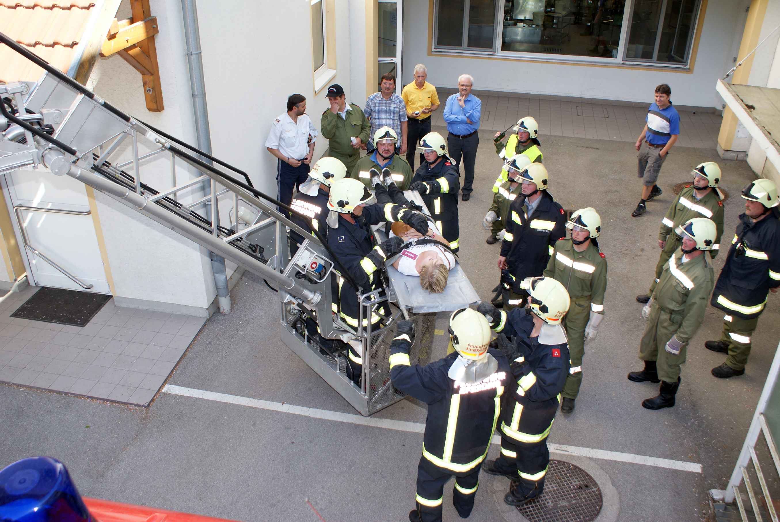 Einsatz DLK (11).JPG